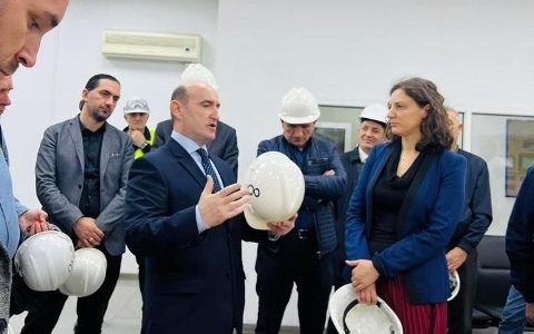 Ministrja Rizvanolli vizitoi KEK-un